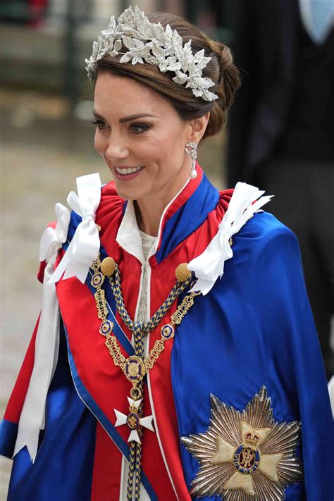 vestido de kate middleton diseñador alexander mcqueen|kate middleton vestido.